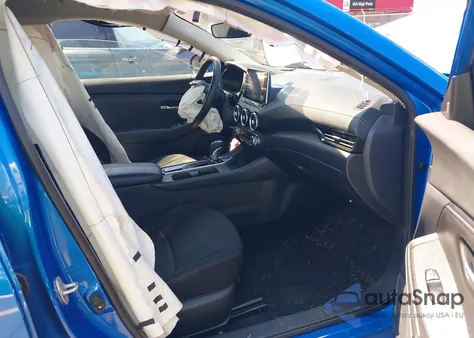 2021 Nissan Sentra Sv Xtronic Cvt z USA, uszkodzony, nr VIN 3N1AB8CV3MY223474